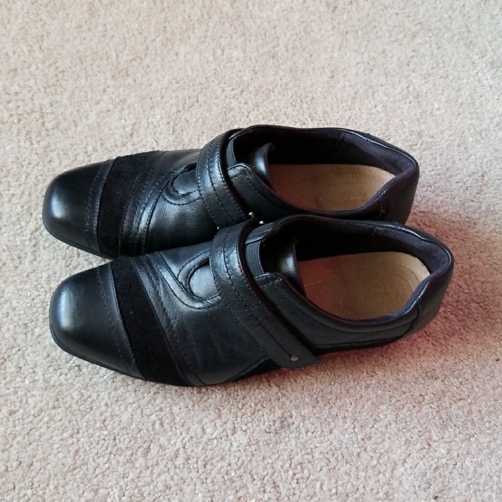 📣Clarks women casual/dress shoe